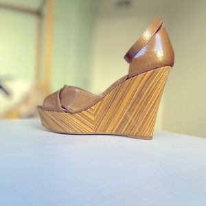 Brand new Nine West platform